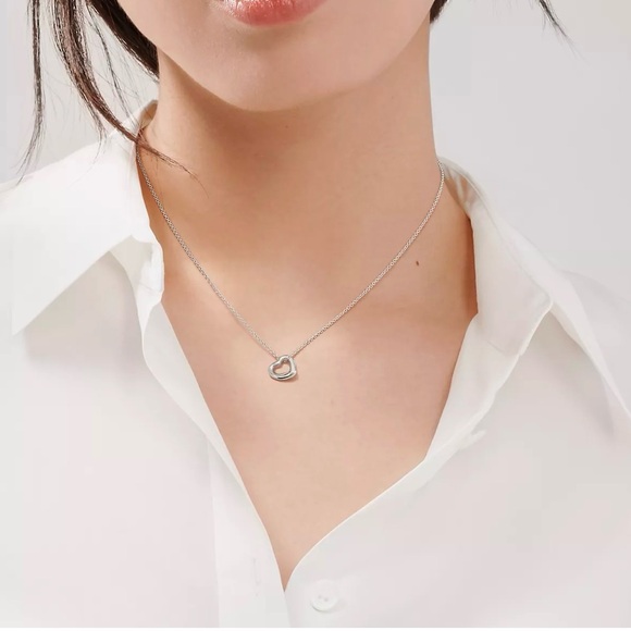 Tiffany & Co. Silver Open Heart Necklace/16” chain.Pouch+gift box&bag included!
